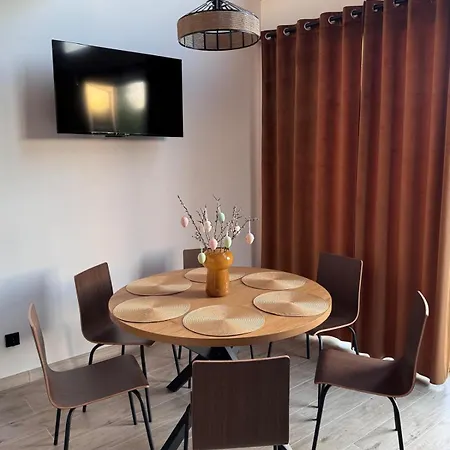 Holiday home Dom Z Jacuzzi Na Wylacznosc Sosnowe Zacisze